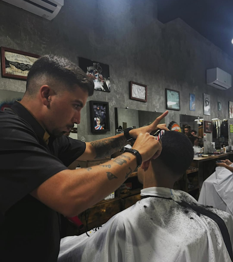 Atendimento e ambiente da Gireh Barber Shop